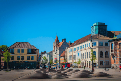 Vista del centro de la ciudad danesa de Aalborg