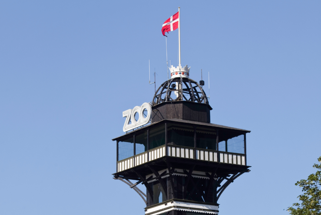 Torre del zoo de Copenhague en Frederiksberg