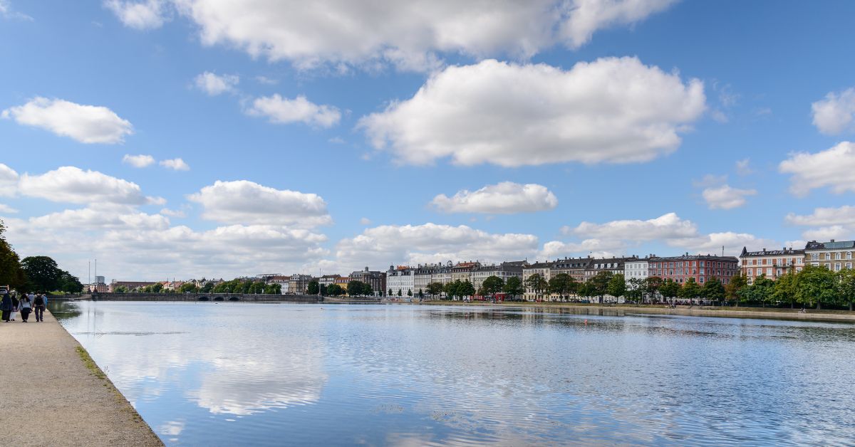 imagen de uno de los lagos de Copenhague